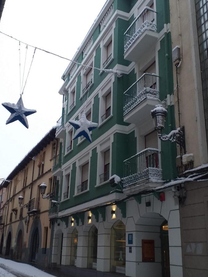 Hotel Alda Jolio Jaca Kültér fotó