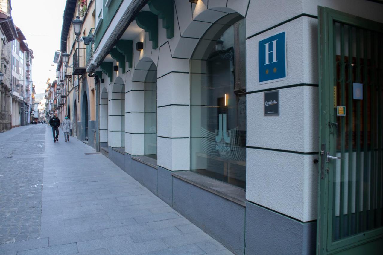 Hotel Alda Jolio Jaca Kültér fotó