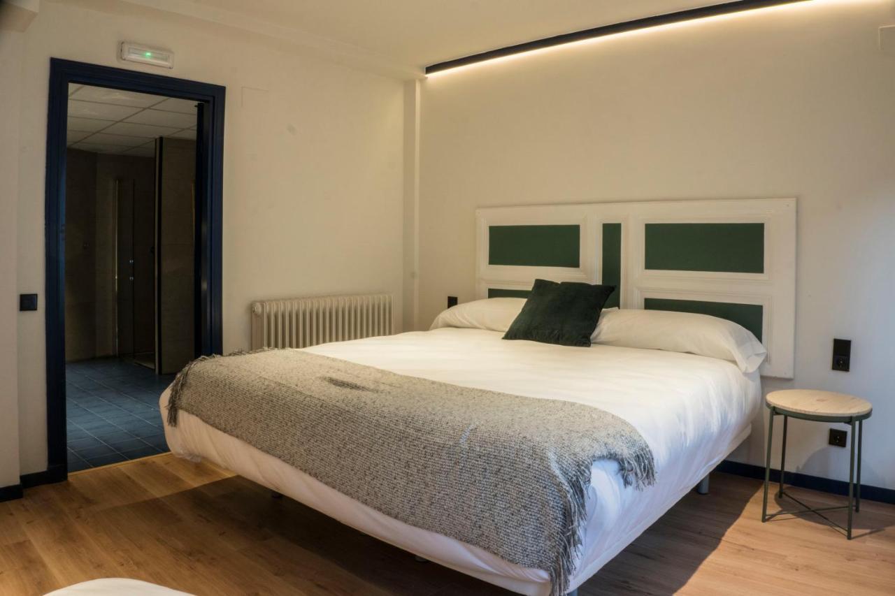 Hotel Alda Jolio Jaca Kültér fotó