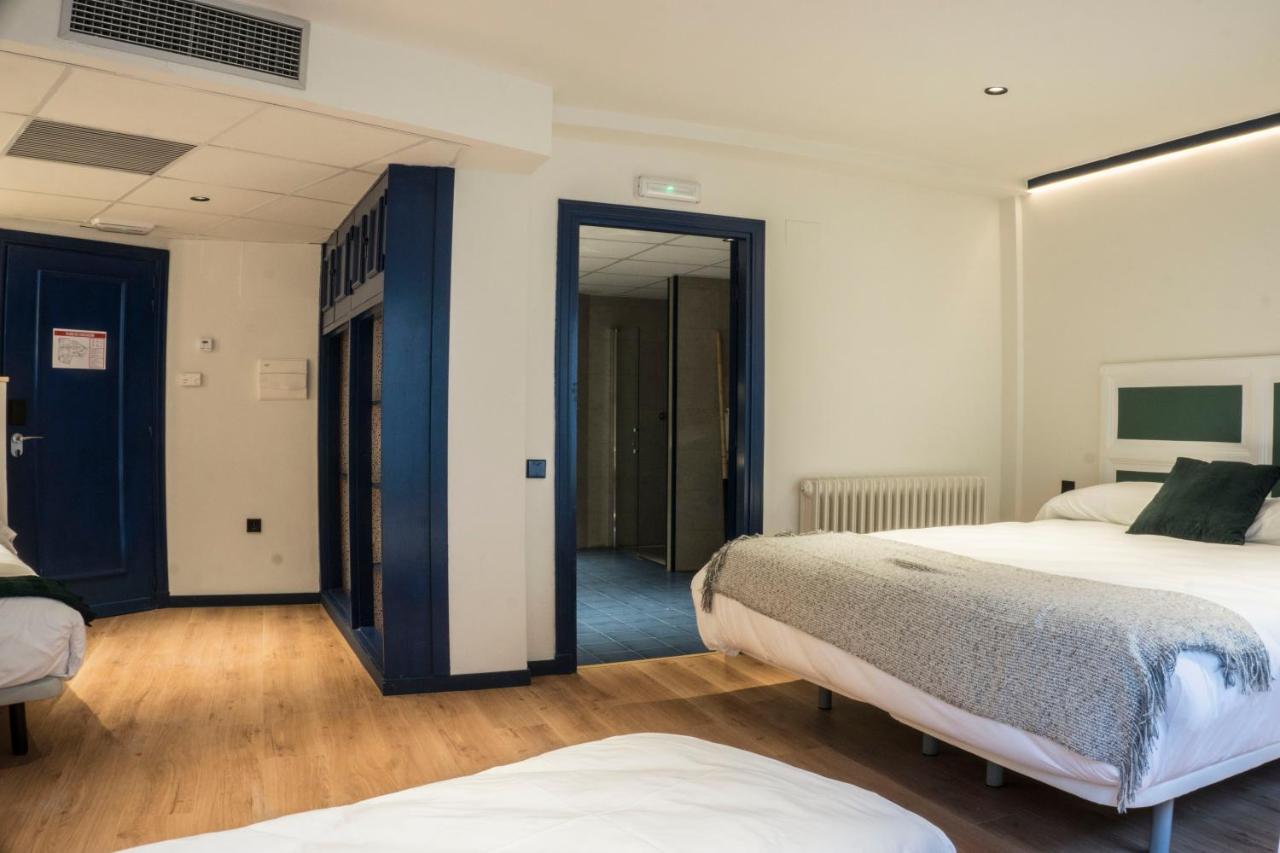 Hotel Alda Jolio Jaca Kültér fotó